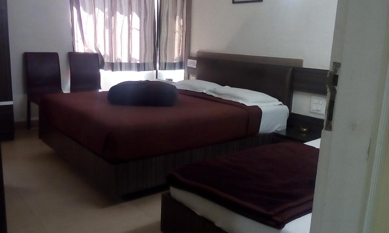 Hotel Rama Executive Mahābaleshwar Esterno foto