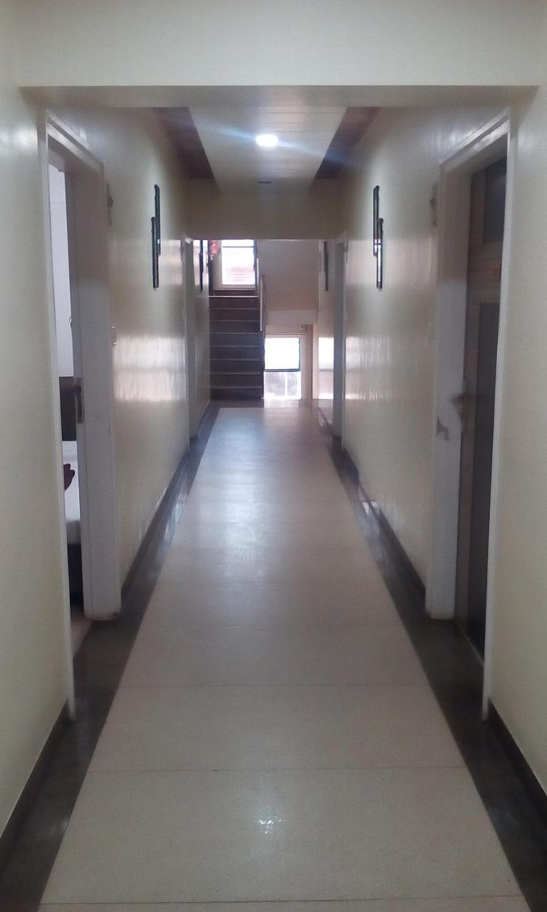 Hotel Rama Executive Mahābaleshwar Esterno foto