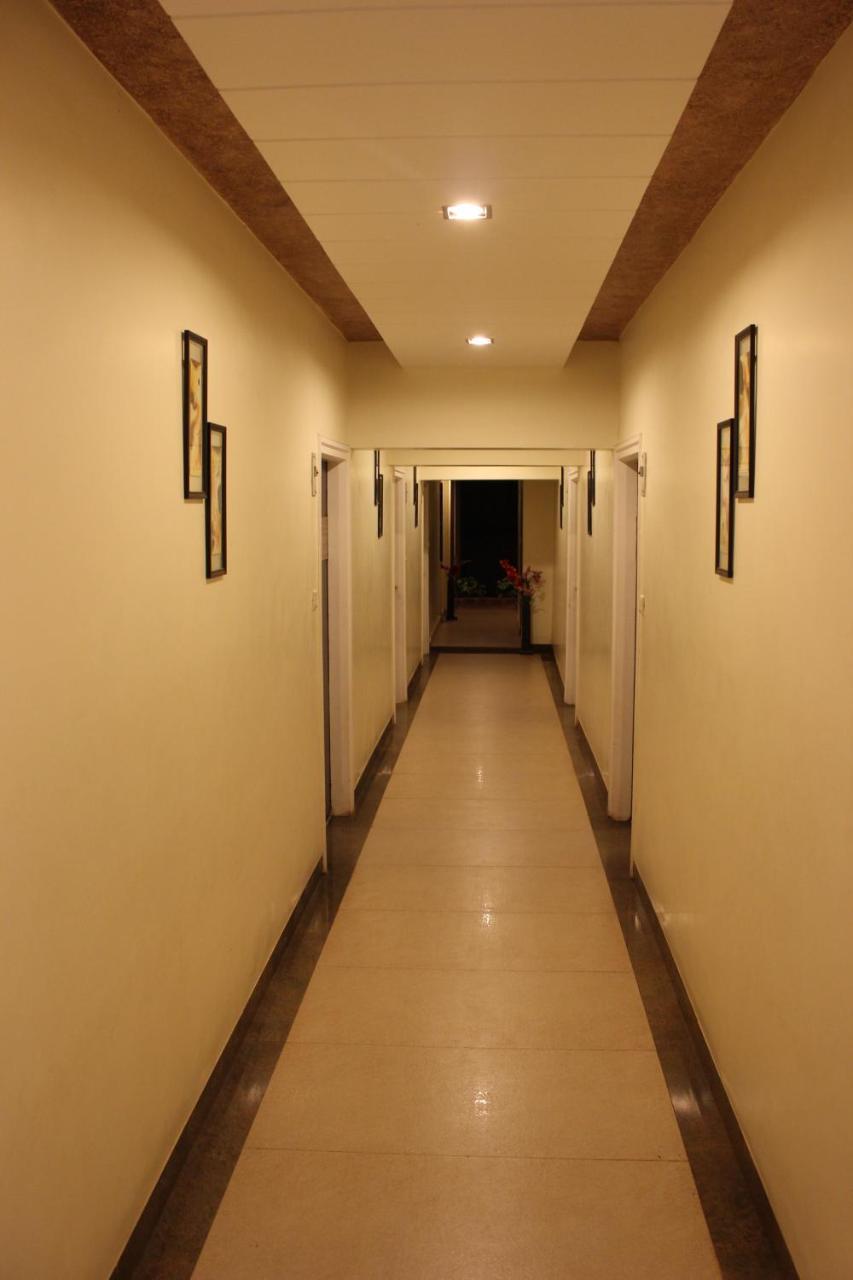 Hotel Rama Executive Mahābaleshwar Esterno foto